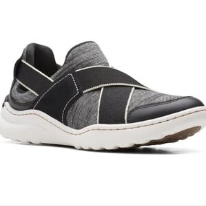 Clark's Teagan Go in Black Multi Slip On Sneaker NWT